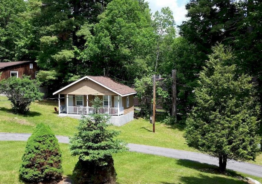 Rock Castle Resort Lake George Exteriör bild