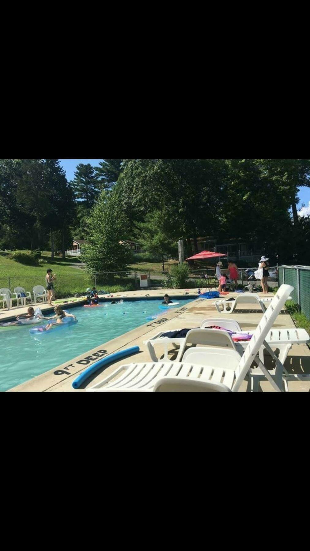 Rock Castle Resort Lake George Exteriör bild